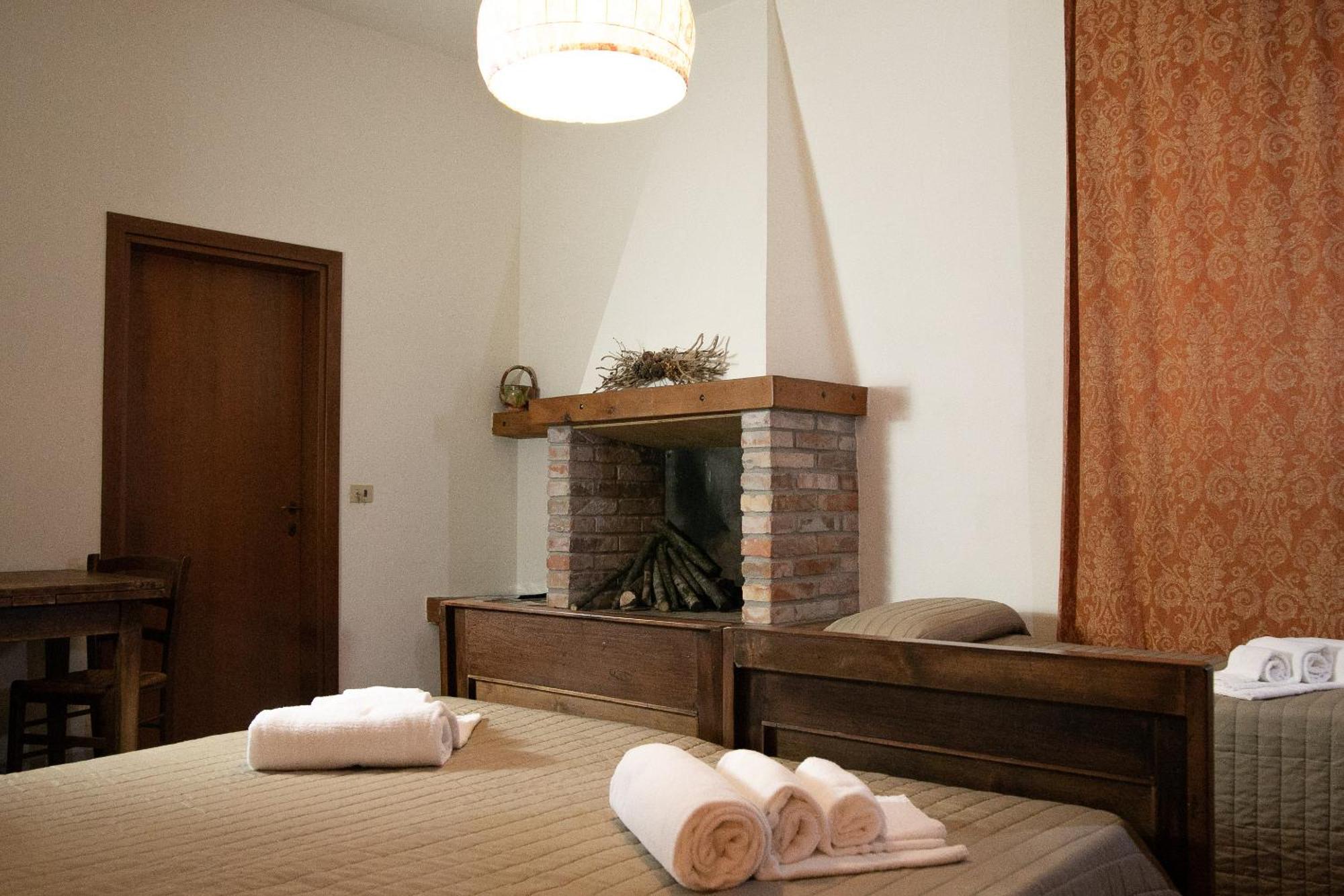 קומאקיו Agriturismo Valle Isola "La Tana Del Gusto" מראה חיצוני תמונה
